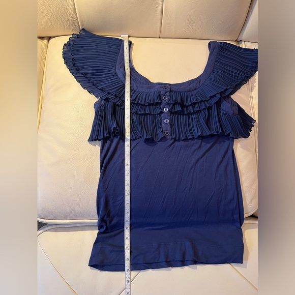 ππ°π 4 for $20 BCBGeneration Top - Picture 5 of 7